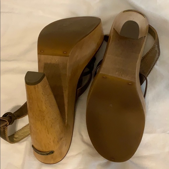 Authentic Michael Kors wooden heels - Picture 5 of 5